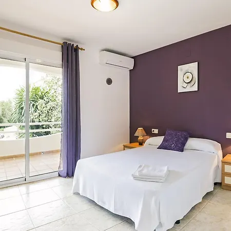 Esmeralda Vyb * Dénia