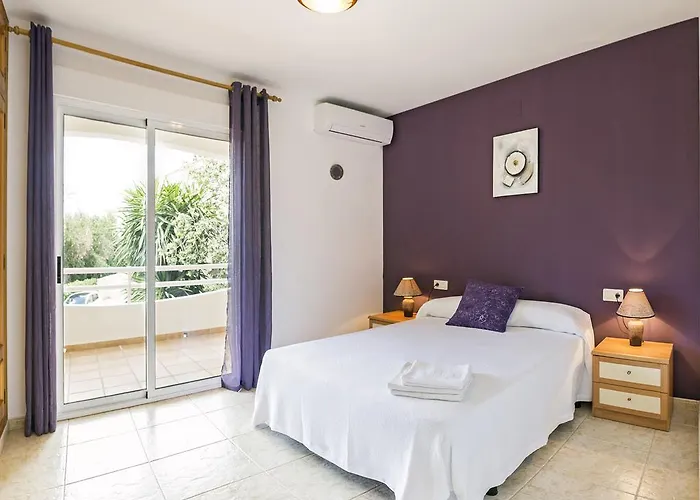 Esmeralda Vyb * Denia