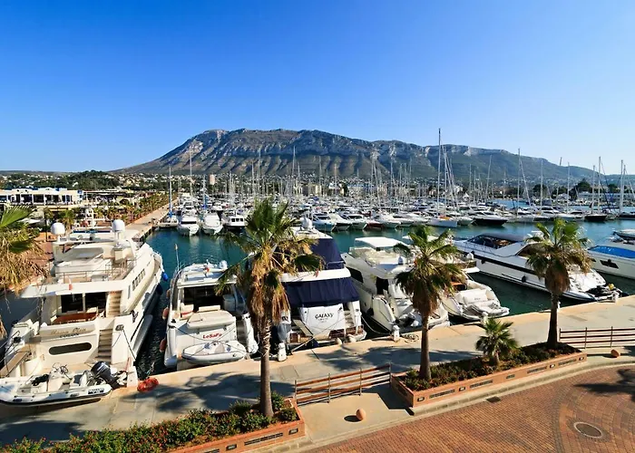 Esmeralda Vyb דירה